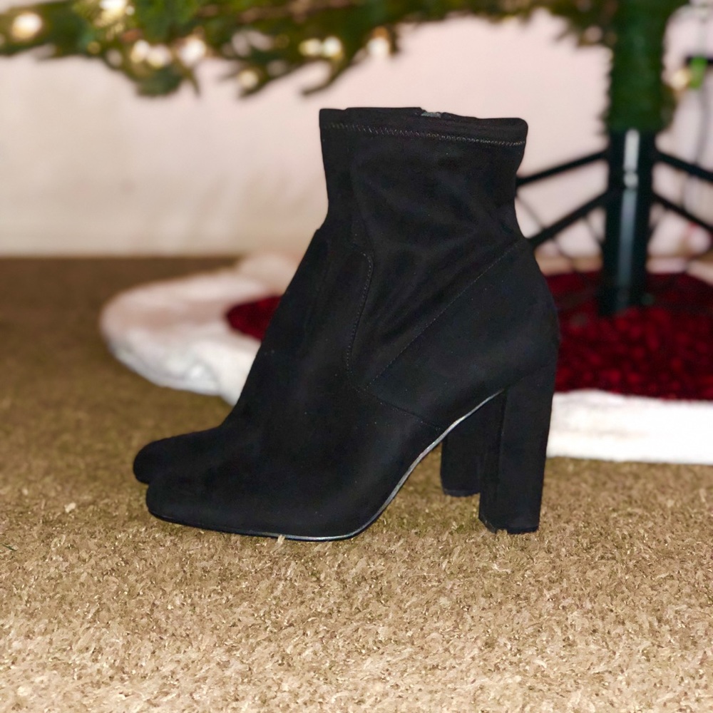 Steve Madden Booties - Picture 3 of 4